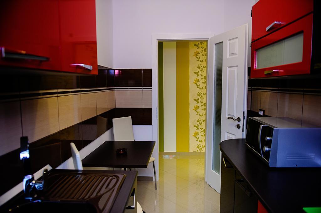 Vila Hd Aparthotel Hunedoara Room photo